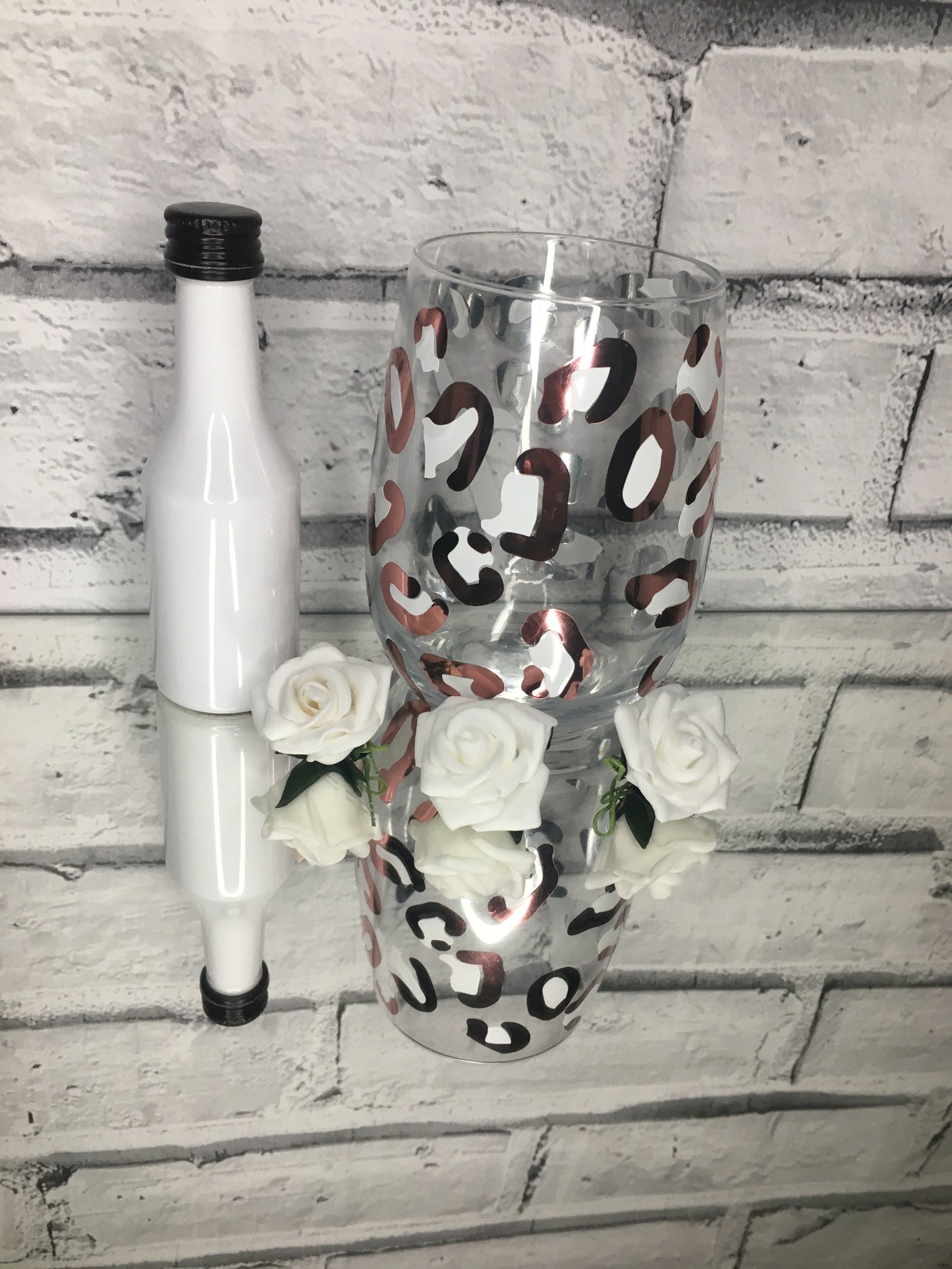 White and Rose Gold Leopard print style